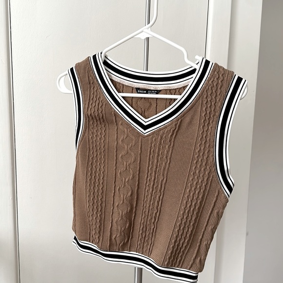 Shein vest - Picture 1 of 1